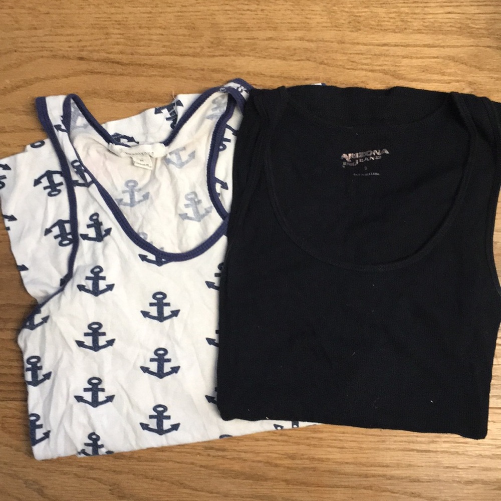 Bundle 2 tanks